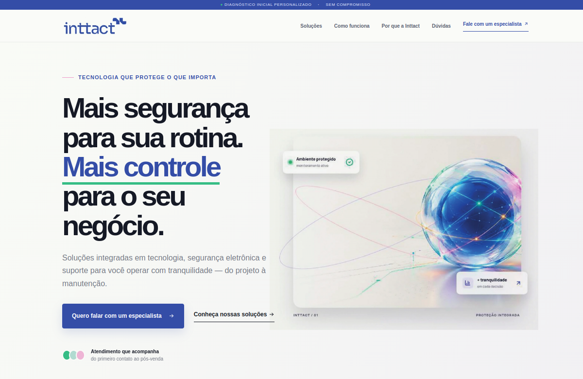 Captura real do site INTTACT na versão desktop